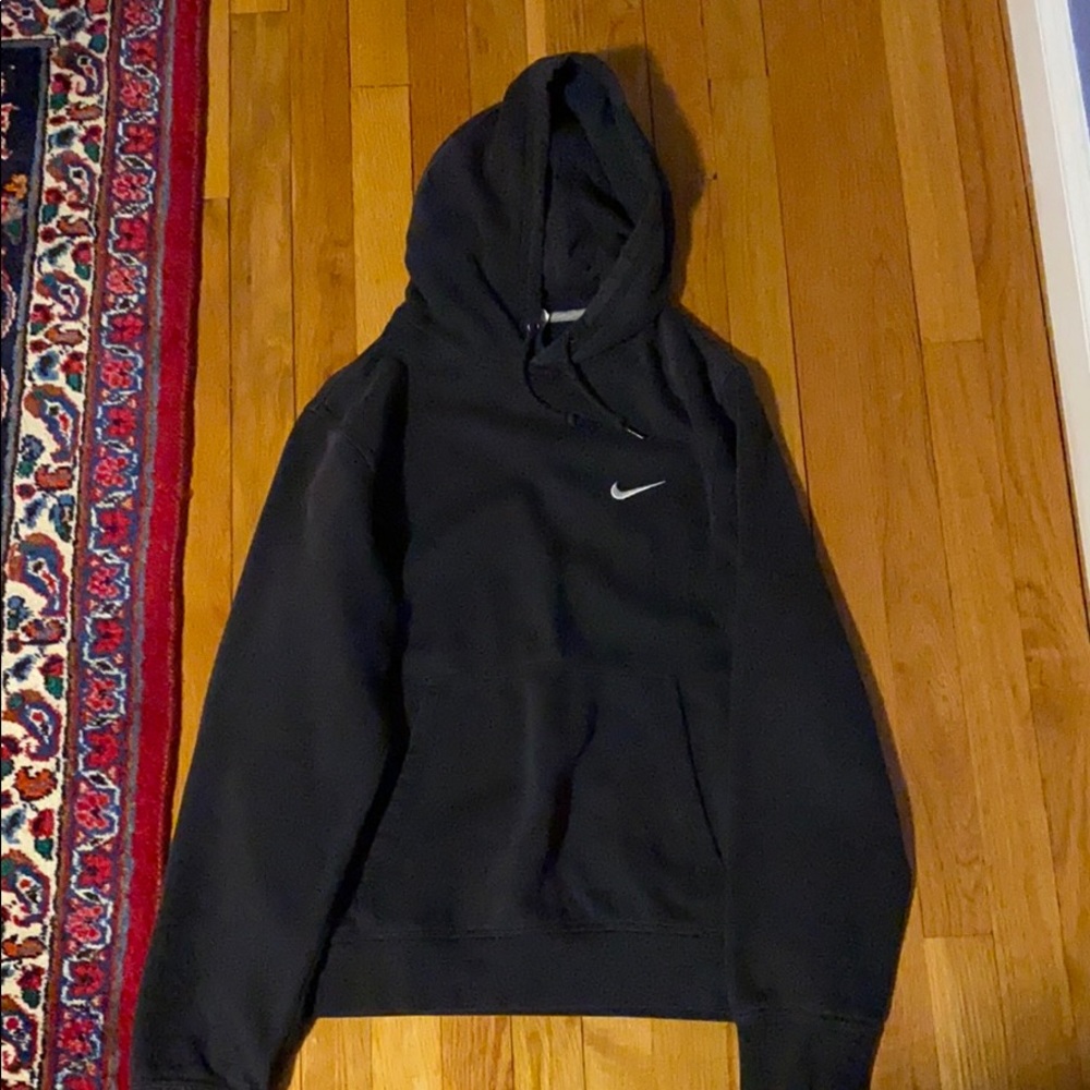 Black nike hoodie with white stitched logo